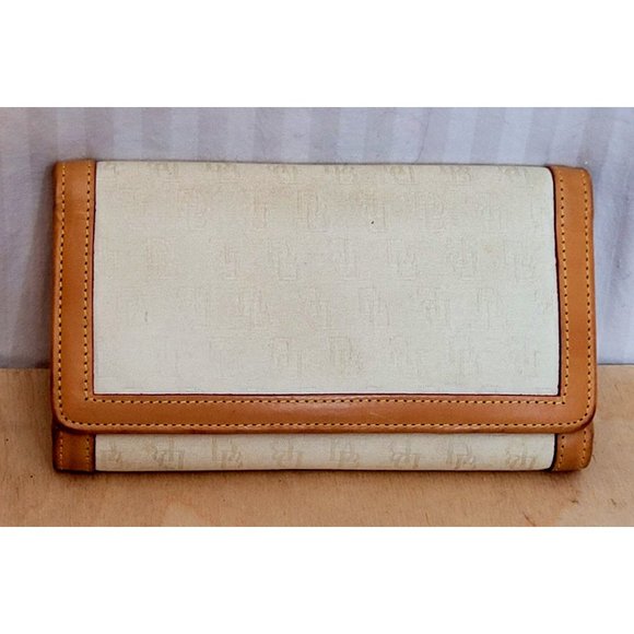 Dooney & Bourke Signature Monogram Tri Fold Wallet Cream Canvas Tan Leather Trim - Picture 1 of 14
